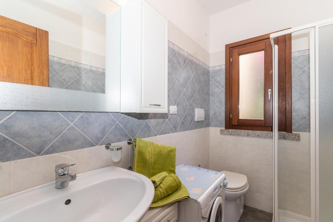 Appartamento Con Piscina 03 Trinita d'Agultu e Vignola Exterior foto